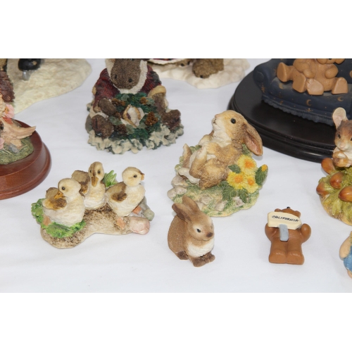 206 - QUANTITY OF ANIMAL FIGURES INCLUDING BOXED BEARS ETC