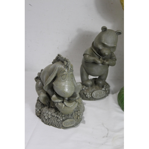 209 - QUANTITY OF ANIMAL FIGURES
38CM