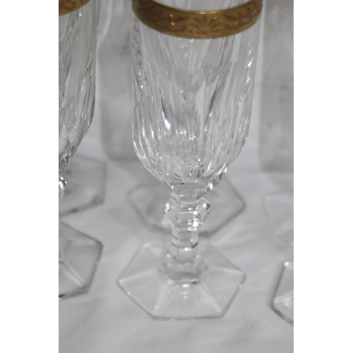 214 - LARGE QUANTITY OF VINTAGE GILT AND CUT GLASS DRINKING GLASSES