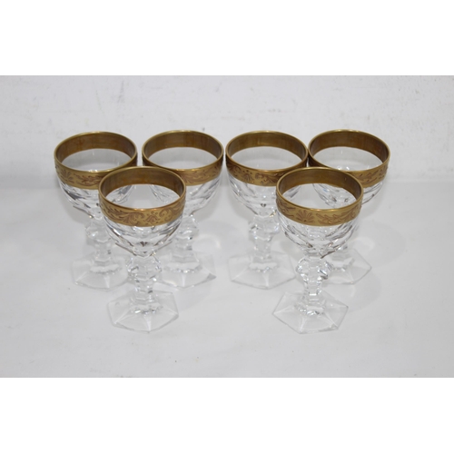 214 - LARGE QUANTITY OF VINTAGE GILT AND CUT GLASS DRINKING GLASSES