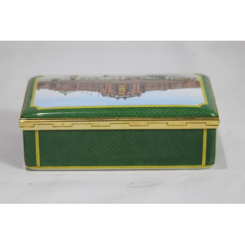 306 - BOXED HARRODS LIDDED BOX
12 X 7.5 X 4CM