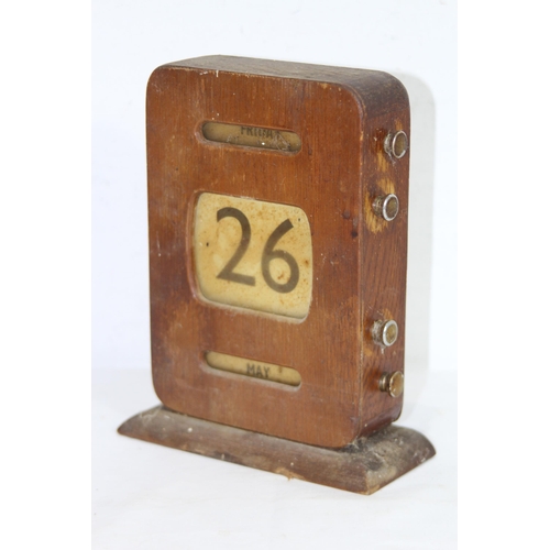 316 - VINTAGE DESK CALENDAR
18 X 10CM