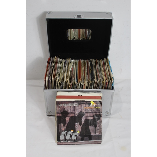 360 - QUANTITY OF 80'S 45'S RECORDS