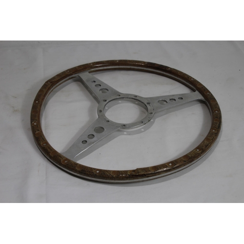 385 - VINTAGE STEERING WHEEL - DAMAGED