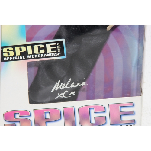 589 - 5 X BOXED SPICE ON TOUR SPICE GIRLS DOLLS