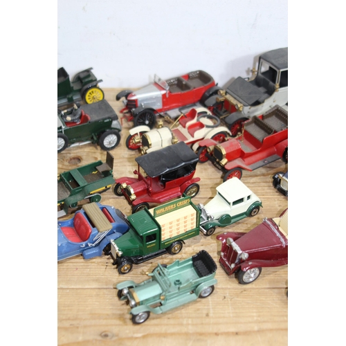 609 - QUANTITY OF CARS INCLUDING DIE CAST