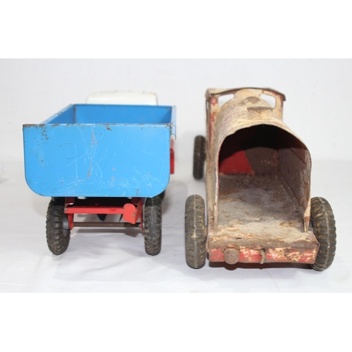 600 - VINTAGE TRI ANG TINPLATE DUMPER TRUCK AND TIN PLATE ENGINE
52CM