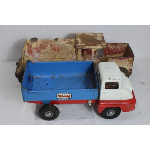 600 - VINTAGE TRI ANG TINPLATE DUMPER TRUCK AND TIN PLATE ENGINE
52CM