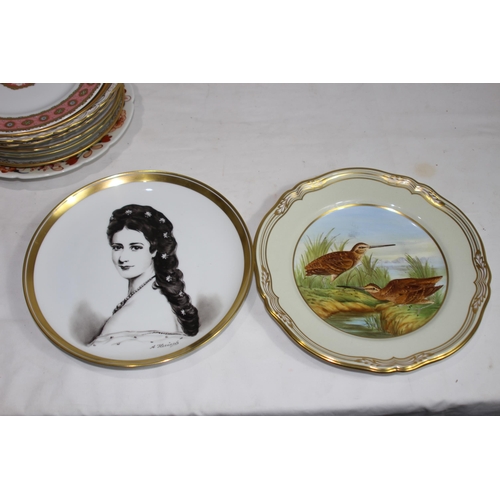 218 - QUANTITY OF VINTAGE COLLECTABLE PLATES