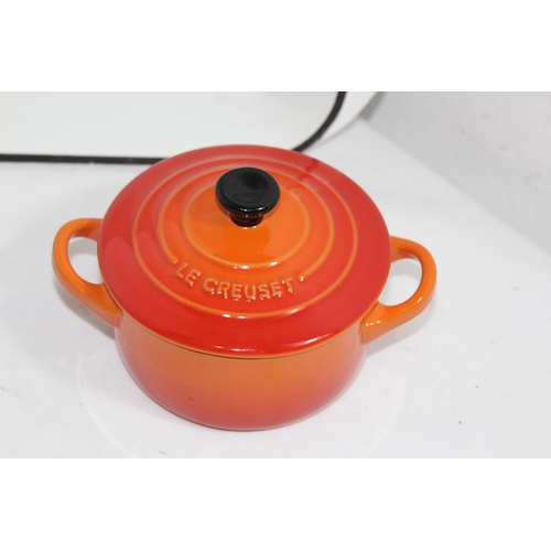 224 - 2 X CLASSIC LE CREUSET POTS AND A CAST OVEN DISH