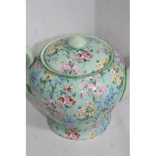 229 - VINTAGE SHELLY MELODY TEASET