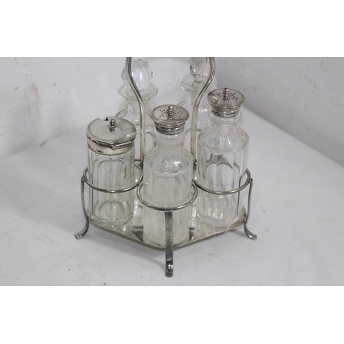 230 - VINTAGE CRUET SET