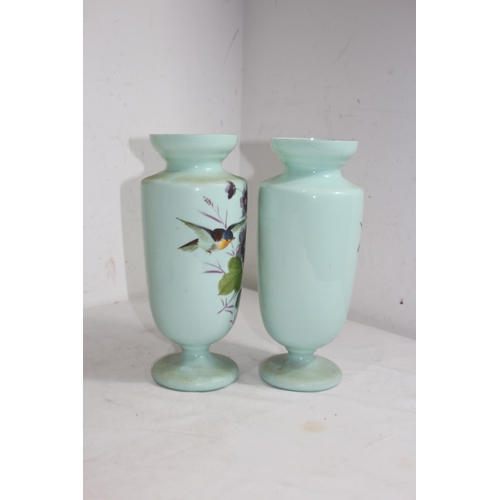 235 - PAIR OF JAPANESE VASES AND A PAIR OF VINTAGE VASES
29CM