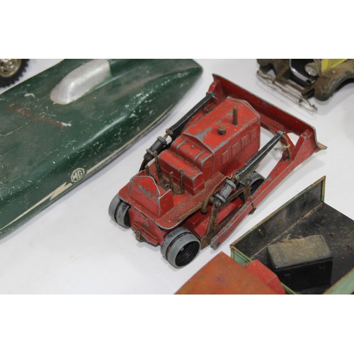 593 - QUANTITY OF VINTAGE TINPLATE AND DIE CAST VEHICLES - IN NEED OF SOME TLC