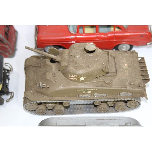 593 - QUANTITY OF VINTAGE TINPLATE AND DIE CAST VEHICLES - IN NEED OF SOME TLC