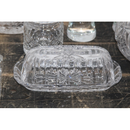 231 - BOX OF GOOD GLASSWARE