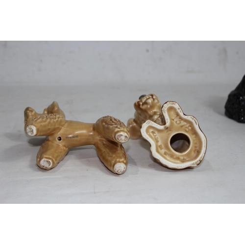 241 - 4 X SYLVAC DOGS
12CM