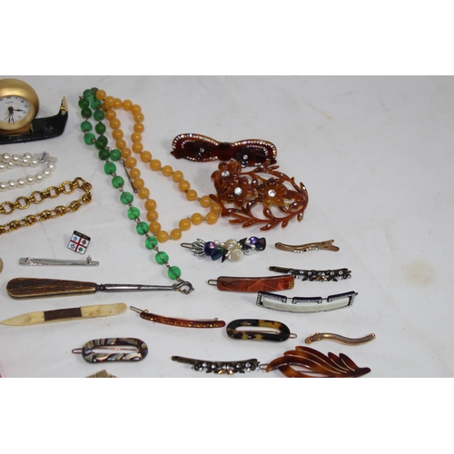 356 - QUANTITY OF COSTUME JEWELLERY