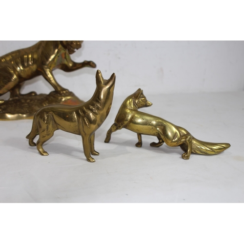 410 - BRASS TIGER, FOX AND DOG
28CM