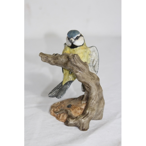 254 - QUANTITY OF J MACK WILD BIRD FIGURES x6
18CM