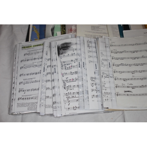 432 - QUANTITY OF MUSIC SHEETS AND STAND