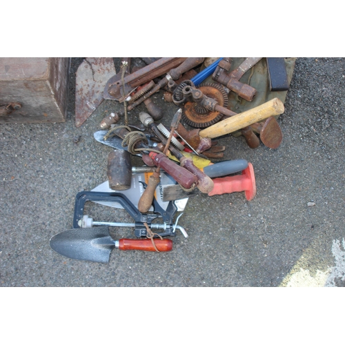 456 - 2 X VINTAGE SMALL WOODEN TOOL BOXES AND BOX OF TOOLS 
42 X 31 X 23