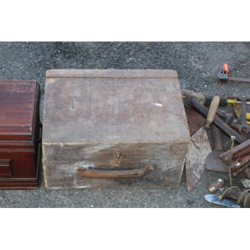 456 - 2 X VINTAGE SMALL WOODEN TOOL BOXES AND BOX OF TOOLS 
42 X 31 X 23