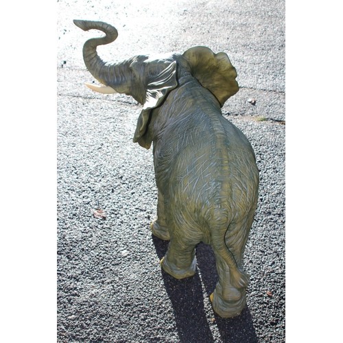 450 - LARGE RESIN ELEPHANT FIGURE
117 X 86CM