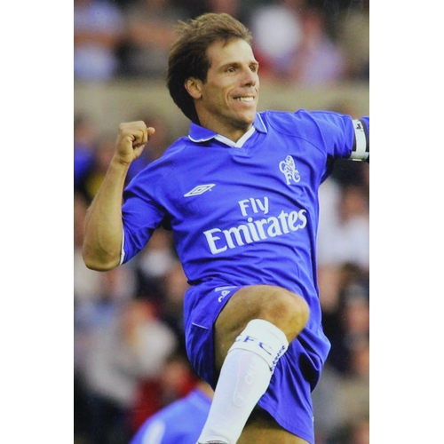 105 - SIGNED PICTURE OF FRANCO ZOLA
53 X 43CM