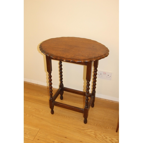 31 - 4 X ANTIQUE SIDE TABLES 
59 X 72CM