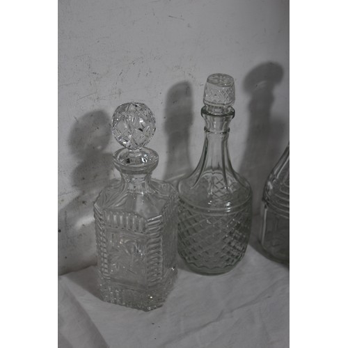 272 - QUANTITY OF DECANTERS x7