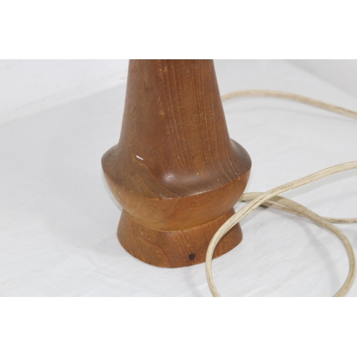 191 - RETRO TEAK  LAMP
42CM