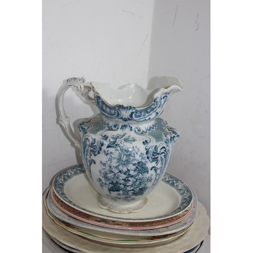 264 - QUANTITY OF ANTIQUE BLUE AND WHITE CHINA ETC