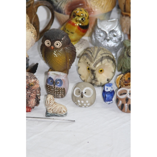 266 - LARGE QUANTITY OF OWL FIGURES ETC