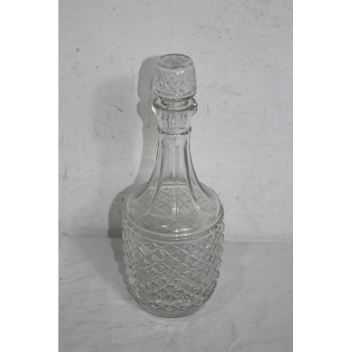 268 - QUANTITY OF DECANTERS x7