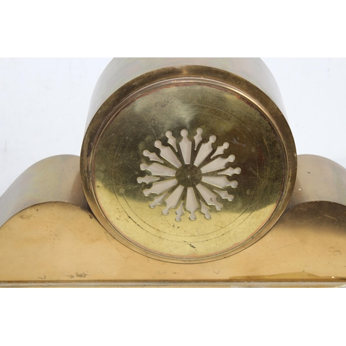 467 - VINTAGE LARGE SOLID BRASS MANTLE CLOCK
67 X 35CM