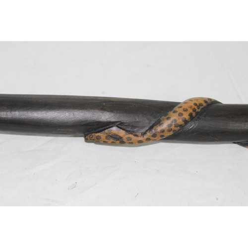 474 - ORNATE AFRICAN WALKING CANE
92CM