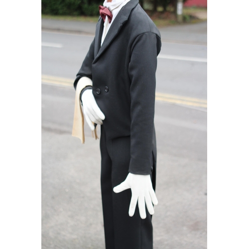 478 - DUMB WAITER IN THE STYLE OF A BUTLER
193CM