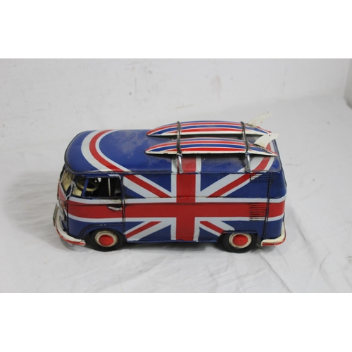 479 - TINPLATE V.W CAMPER VAN
31 X 17.5CM