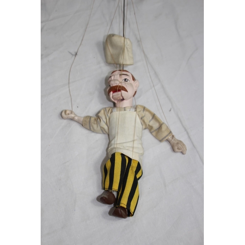 480 - 2 PUPPETS AND WITCH FIGURE
55CM