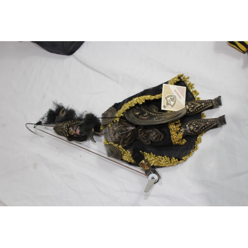 480 - 2 PUPPETS AND WITCH FIGURE
55CM