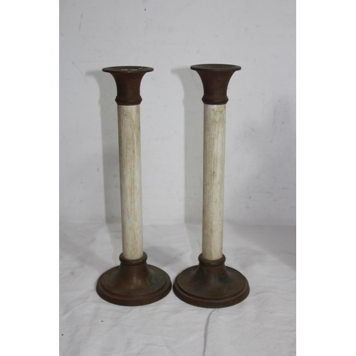 482 - RETRO SYPHON AND PAIR OF CANDLESTICKS
36CM