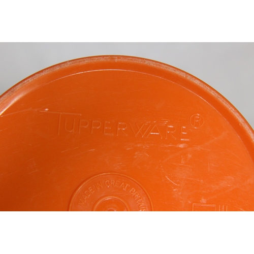 494 - RETRO ORANGE HARVEST TUPPERWARE SET