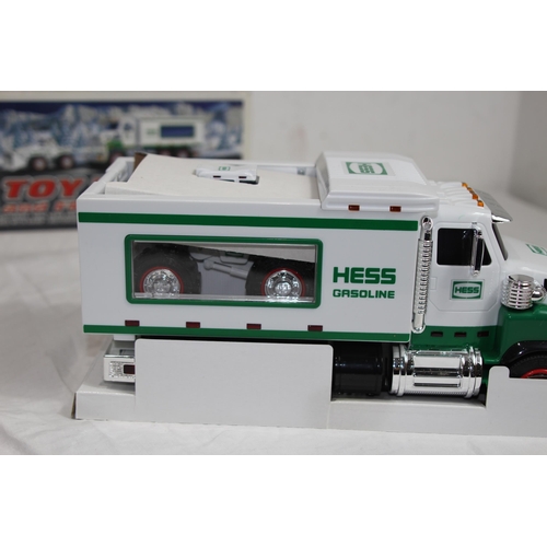 619 - BOXED HESS TOY TRUCK AND FRONT LOADER
27 X 12CM