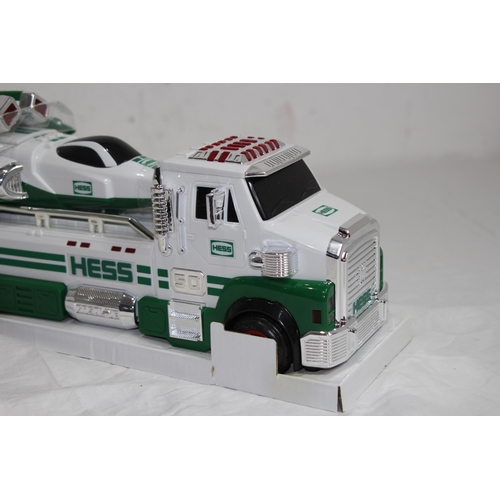 620 - BOXED HESS TOY TRUCK AND SPACE CRUISER WITH SCOUT
33 X 14CM