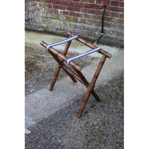 60 - TWO VINTAGE LUGGAGE STANDS 
60 X 35 X 50CM