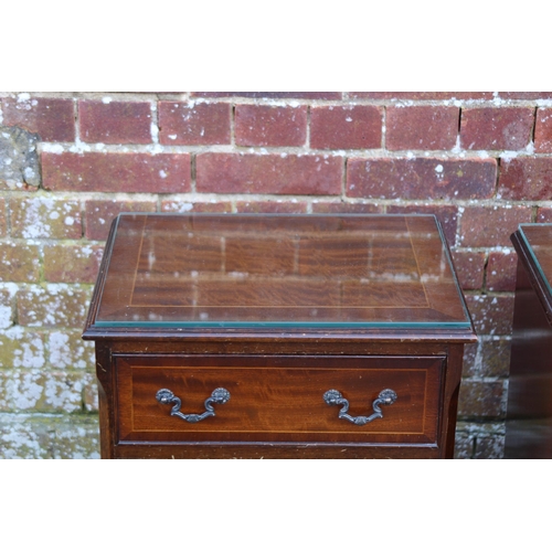 65 - PAIR OF REPRODUCTION BEDSIDE TABLES PLUS ONE OTHER 
43 X 35 X 75CM