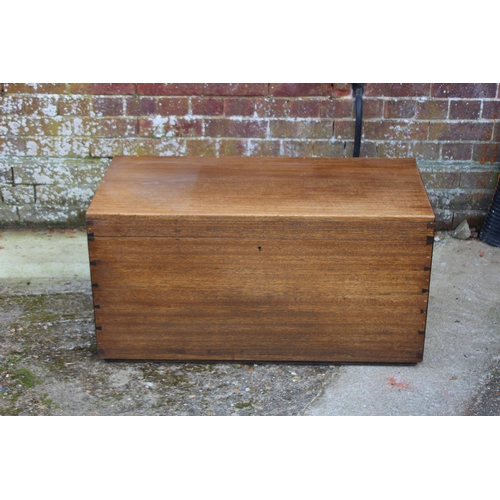 80 - VINTAGE WOODEN TRUNK 
92 X 46 X 47CM