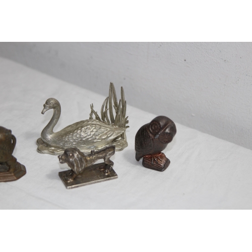 429 - SCULPTURE OF A LARGE METAL DUCK AND A QUANTITY OF METAL ANIMALS VARIETY OF METALS AND CREATURES
40 X... 