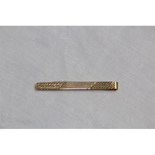 1138 - 9CT GOLD TIE PIN - 1.6G